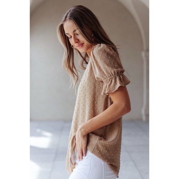 Swiss Dot Top in Stone - Picture 3 of 8